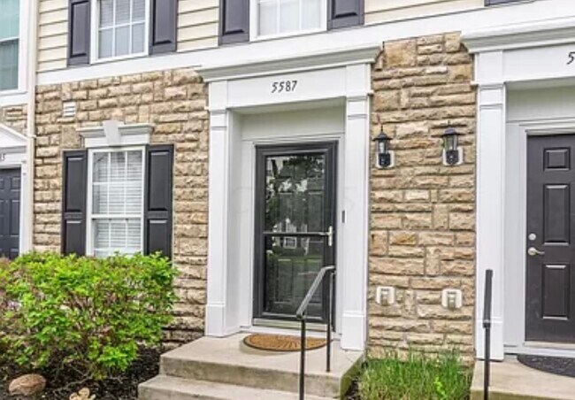 Primary Photo - 5587 Bow Falls Blvd