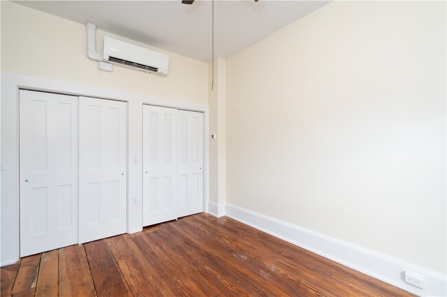 Building Photo - 178 Main St