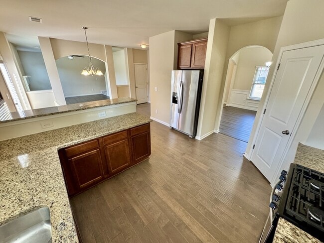 Building Photo - 130 Sparkling Spring Trail