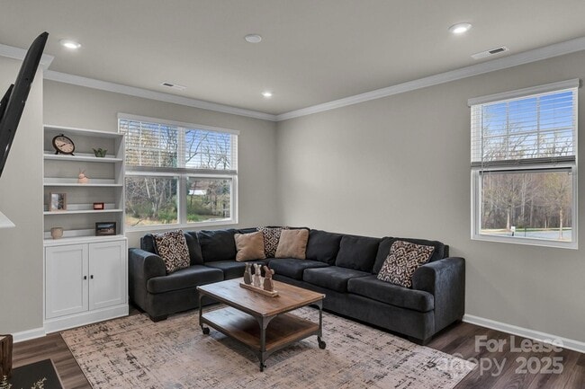 Building Photo - 16764 Summers Walk Blvd