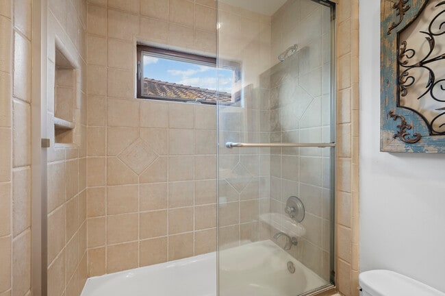 Building Photo - 307 Calle Dorado