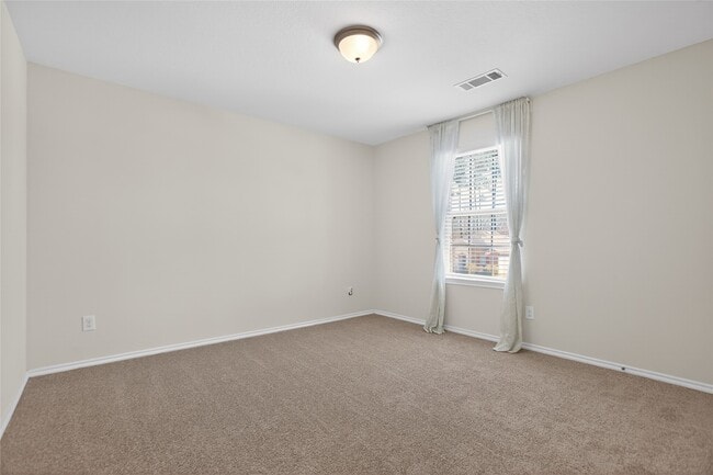 Building Photo - 2080 Lost Timbers Dr