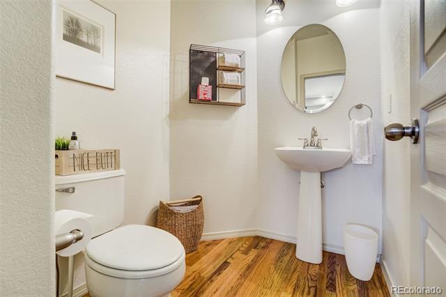 Building Photo - 1275 Chelsea Village Heights