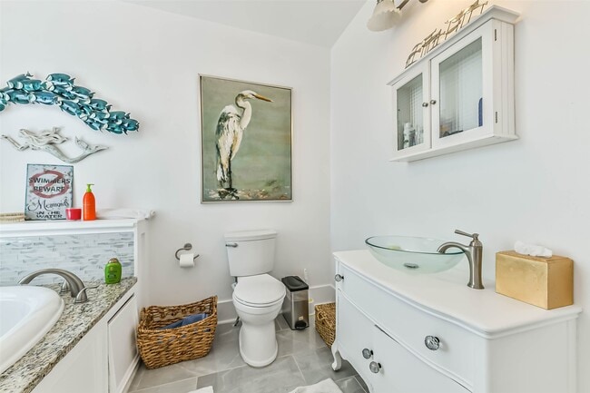 Building Photo - 3301 Ave N Ursuline St