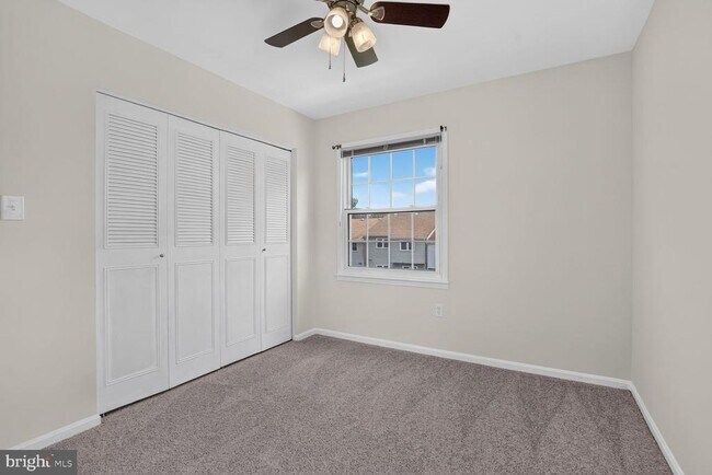 Building Photo - 9457 Jenerio Ct