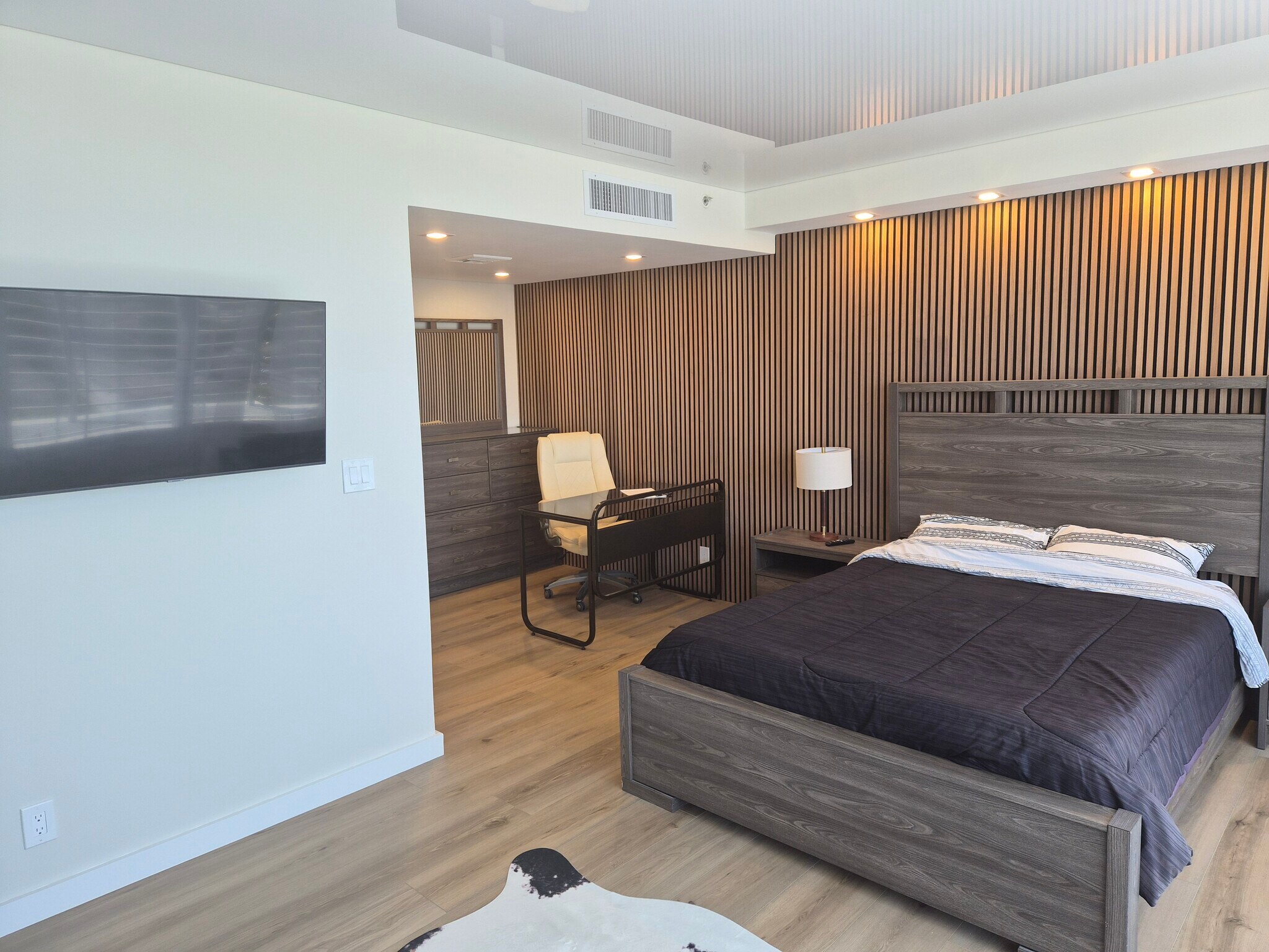 Building Photo - 1720 Harrison St