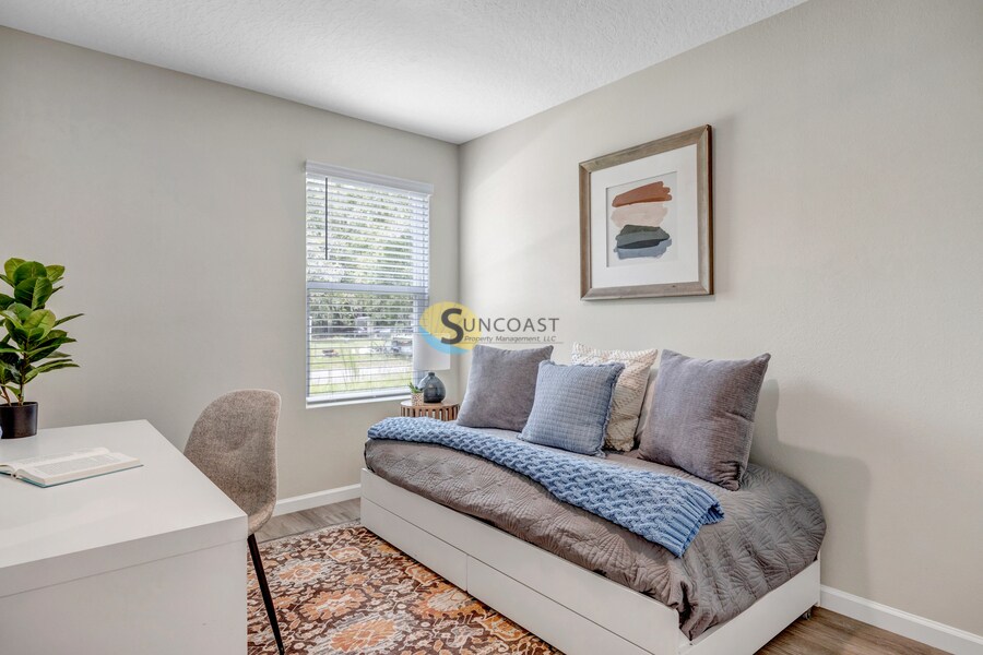 Building Photo - 6523 Breezy Oaks Wy