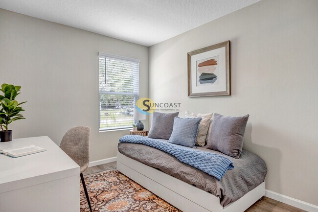 Building Photo - 6505 Breezy Oaks Wy