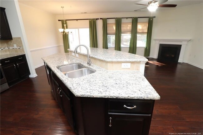 Building Photo - 208 Kylemore Cir