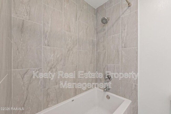 Building Photo - 313 Wallingsford Cir