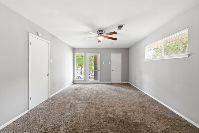 Building Photo - 7902 Lichen Ln