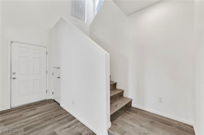 Building Photo - 10822 Hunters Green Ave