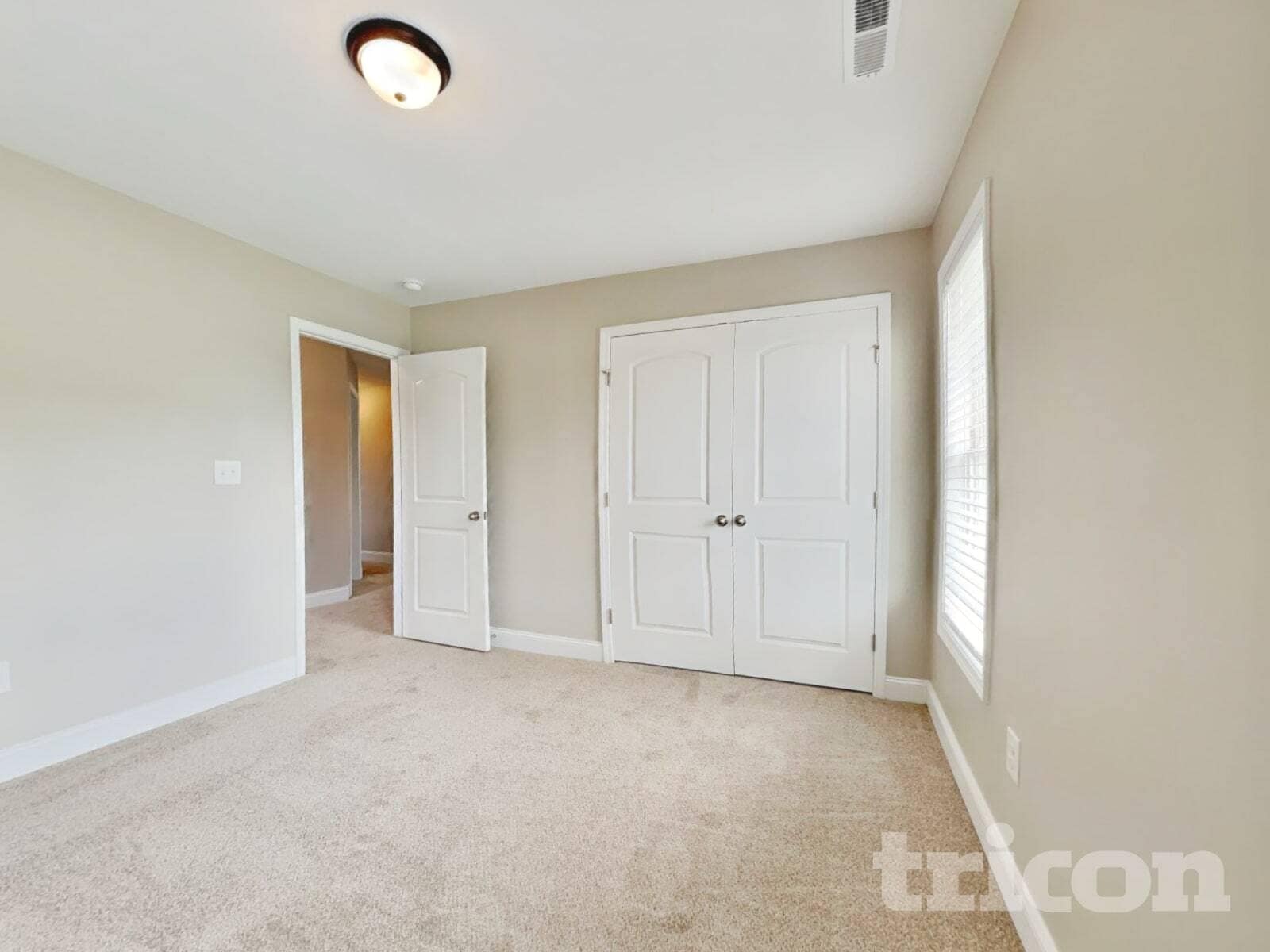 Building Photo - 26 Fish Whistle Ct