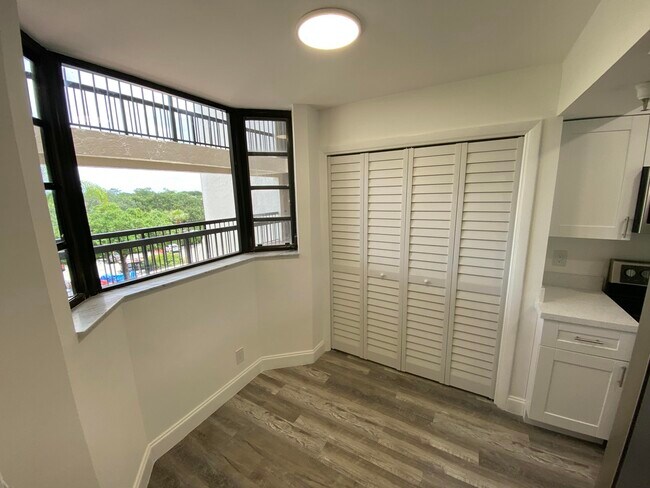 Building Photo - 6320 Boca Del Mar Dr