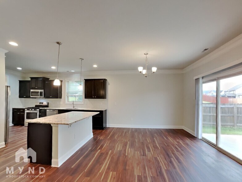 Building Photo - 7377 Birchshire Dr