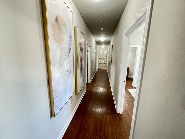 Building Photo - 3BD/3BA For Rent In Bluffs East