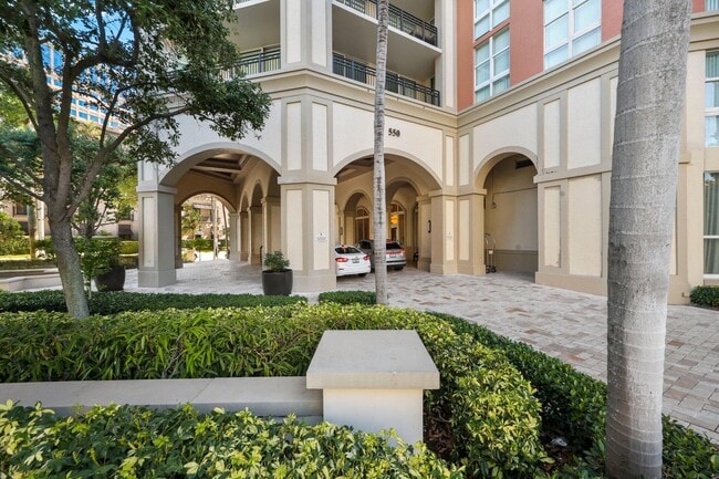 Building Photo - 550 Okeechobee Blvd
