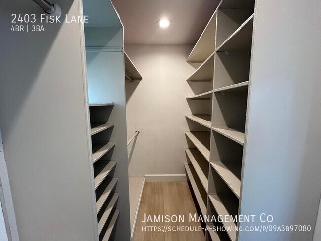 Building Photo - 2403 Fisk Ln