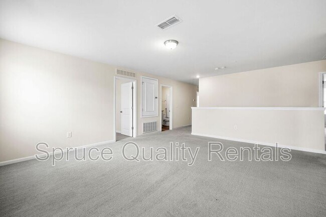 Building Photo - 3501 Strawberry Patch Row