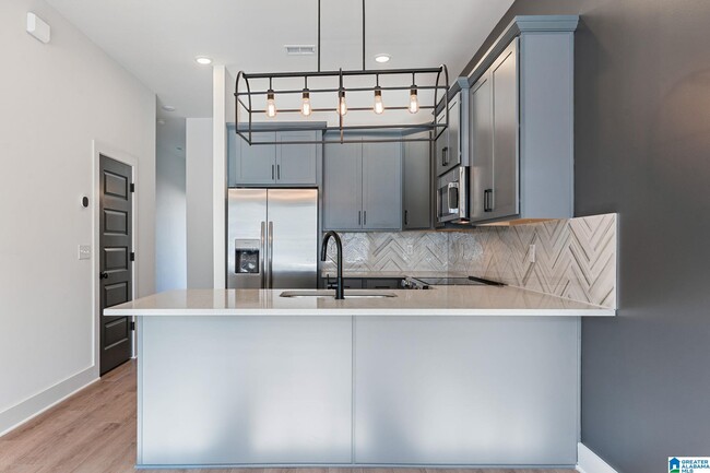 Building Photo - 1712 MEERSTONE Ln