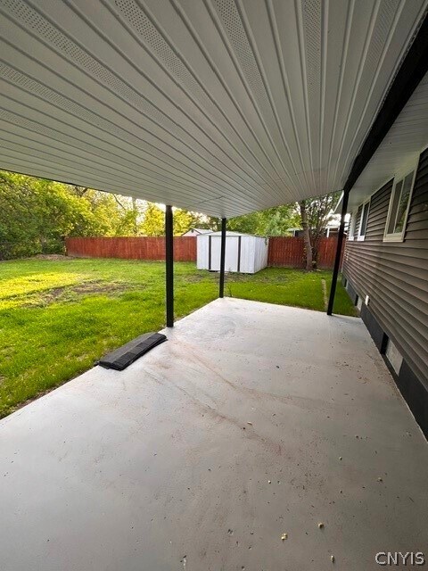 Building Photo - 213 Sunflower Dr