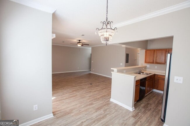 Building Photo - 1703 Ridgefield Dr