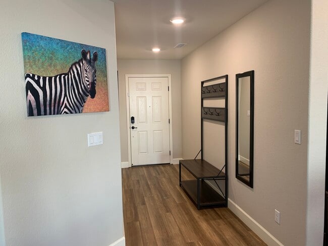 Building Photo - 1482 Tule Peak Cir