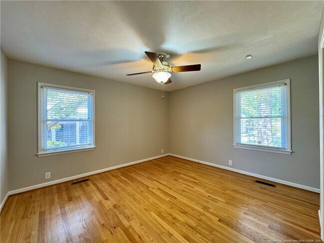 Building Photo - 516 Carteret Pl