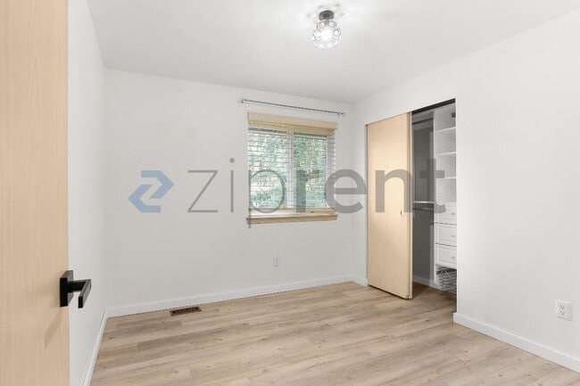 Building Photo - 25760 174th Pl SE