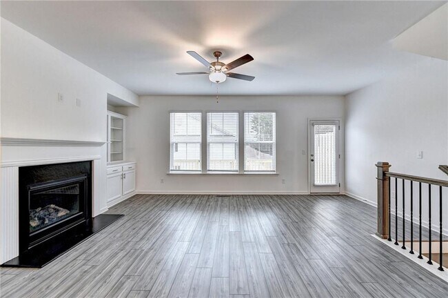 Building Photo - 477 Danville Ave