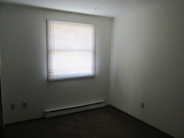 Building Photo - 116 N Adams St