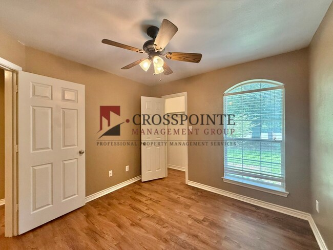 Building Photo - Tour Today! 4 Bedroom 2 Bathroom Home in Lindale!