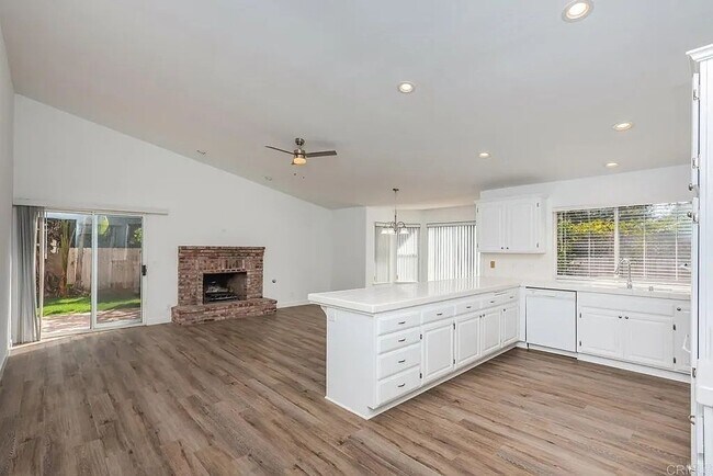 Building Photo - 1167 Meadow Lake Dr