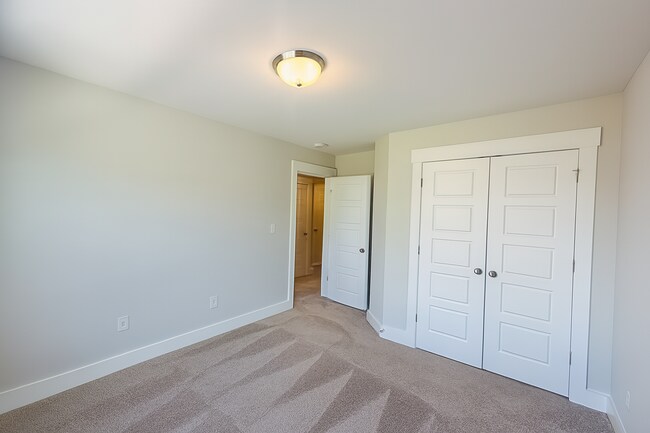 Building Photo - 5577 Stafford Rd