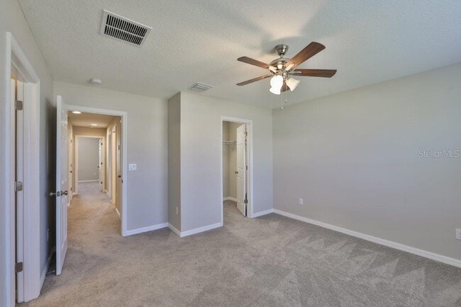 Building Photo - 7045 Grand Elm Dr