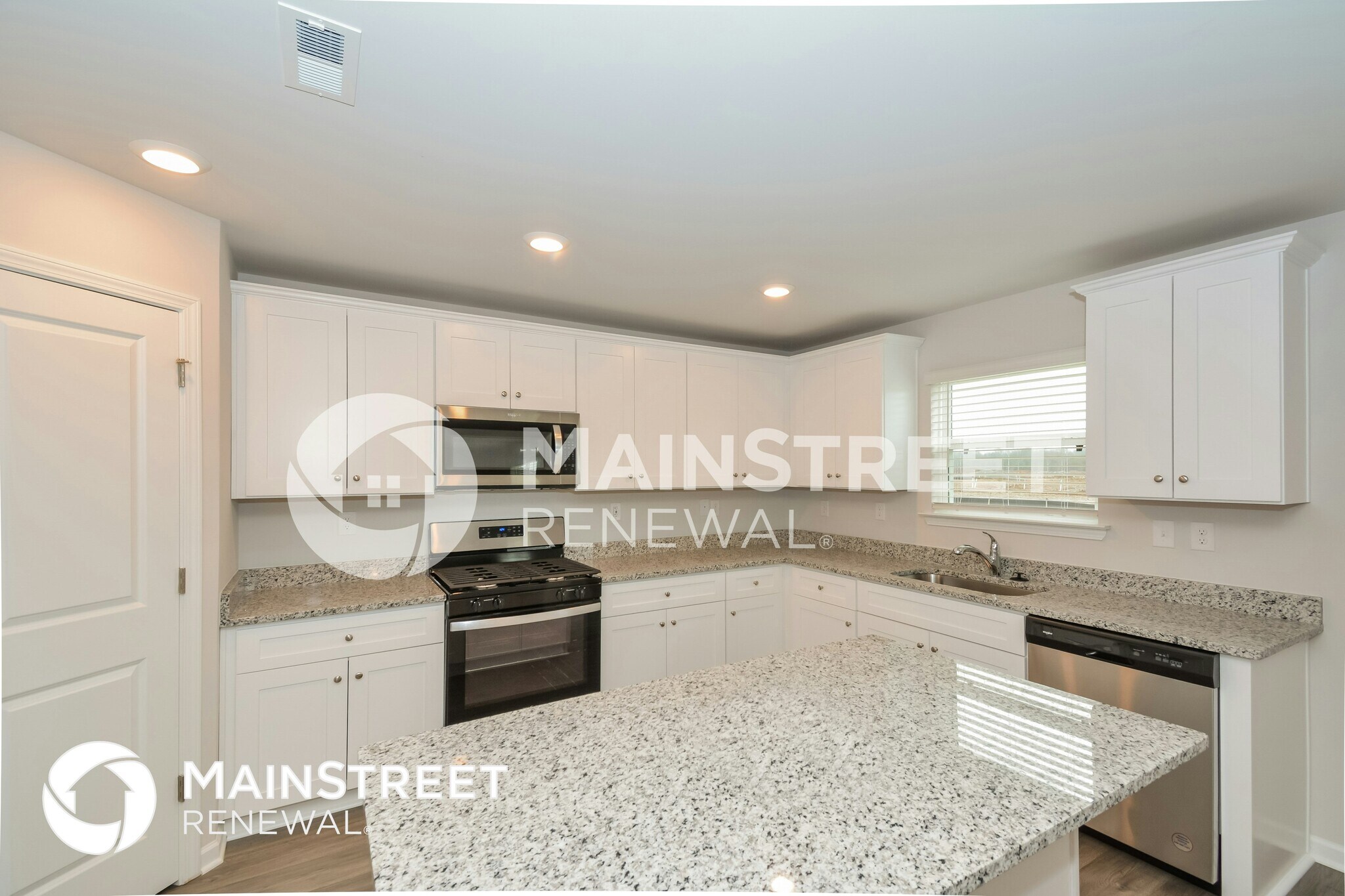 Building Photo - 2323 Curbow Dr