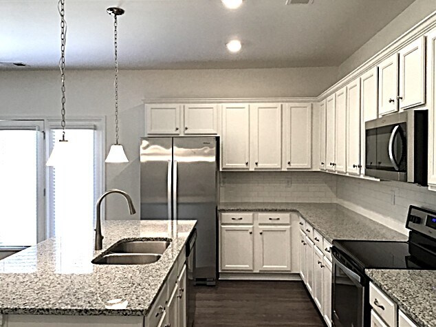 Building Photo - 1462 Weatherbrook Cir
