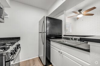 Building Photo - Shelby2707