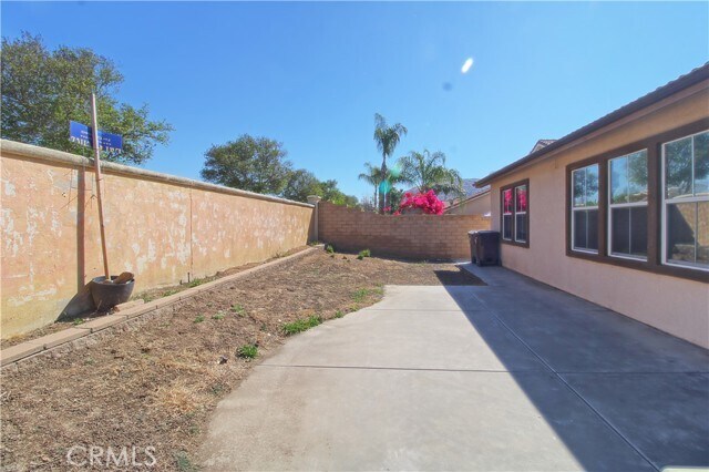 Building Photo - 28422 Belleterre Ave