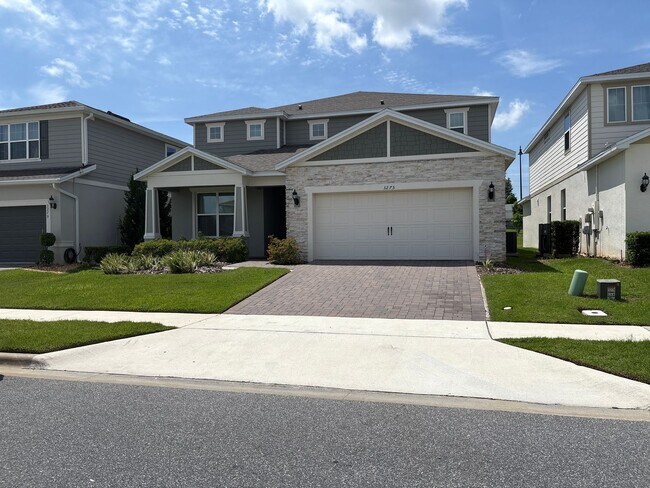 Building Photo - Spacious 5-Bedroom Home for Rent in Lake P...
