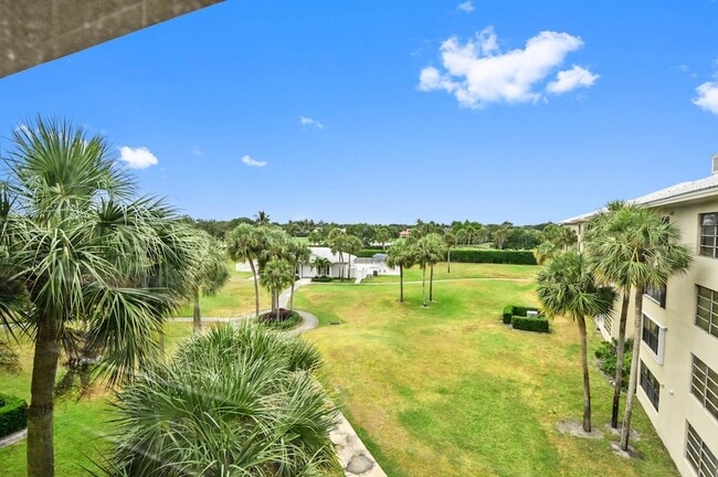 Building Photo - 3507 Village Blvd