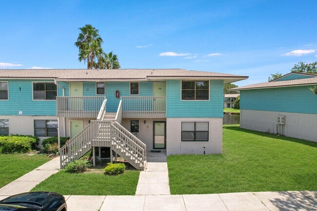Building Photo - 650 W Pope Rd
