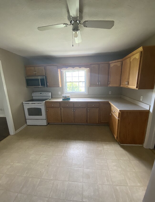 Building Photo - 4634 Parker Grove Rd
