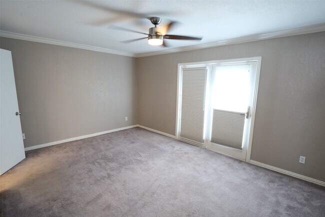 Building Photo - 850 Threadneedle St