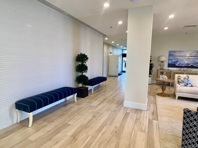 Building Photo - 5550 N Ocean Dr