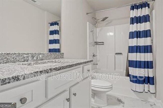 Building Photo - 121 Lexington Pl Dr