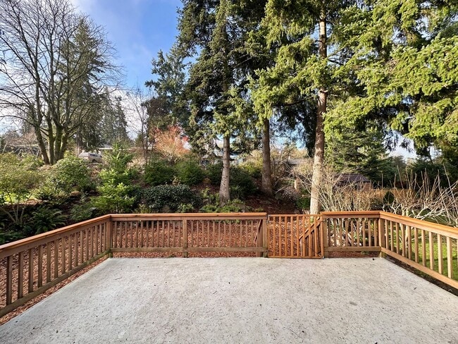 Building Photo - 4bd/2.5ba Seattle Home
