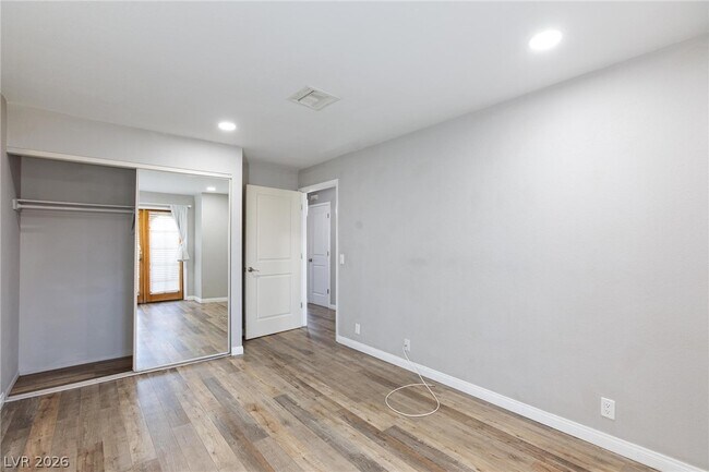 Building Photo - 4069 Nook Way