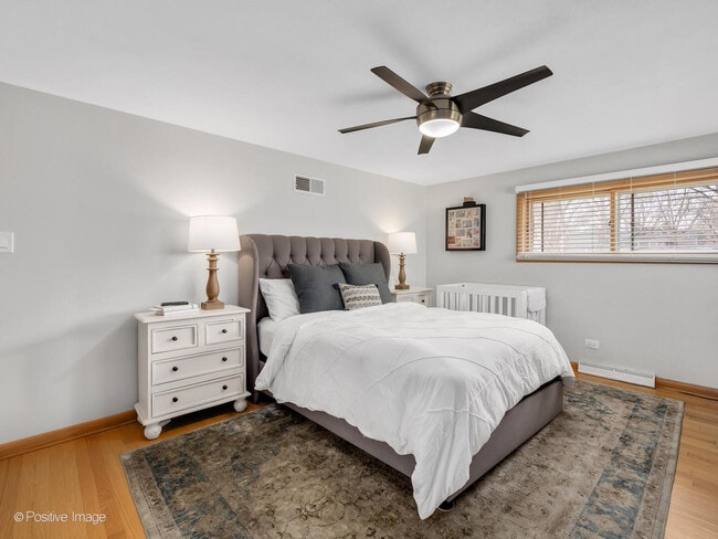 Building Photo - 822 N Waiola Ave