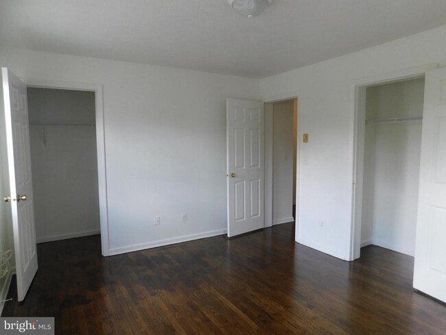 Building Photo - 1030 Bridle Ct